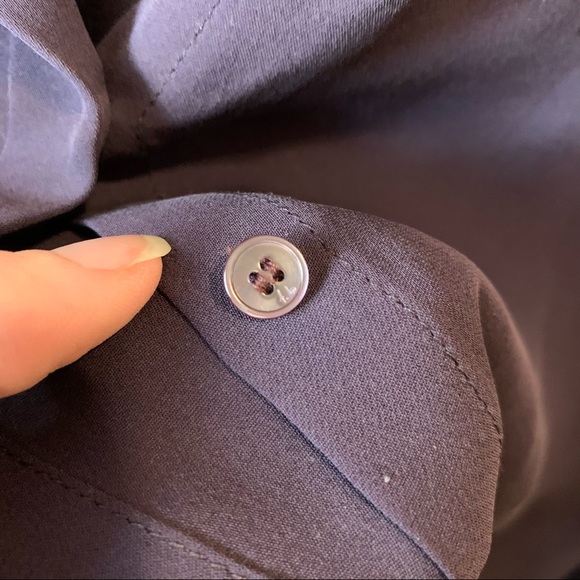 Babaton button up blouse 100% Silk - Picture 3 of 3